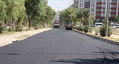 Şanlıurfa Büyükşehir asfaltla Viranşehir'in çehresini değiştiriyor