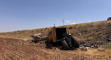 Şanlıurfa'da traktör devrildi: 2 ölü
