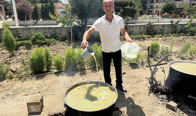 Sarıgöl'de bağlarda kesilen koruklar ekonomiye kazandırılıyor