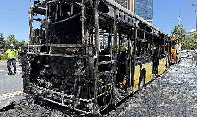 Sarıyer'de İETT otobüsü alevlere teslim oldu