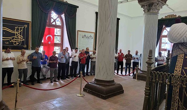 Şehit padişah Bursa'daki kabri başında anıldı