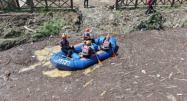 Sel sularına kapılan Hüseyin Aydın'ın arama çalışmaları 11 kilometrelik alanda sürüyor