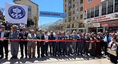 Şemdinli'de 'Trabzon caddesi' açıldı, iki şehir arasında kardeşlik protokolü imzalandı