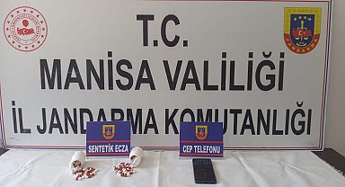 Sentetik ecza haplarıyla yakalandı