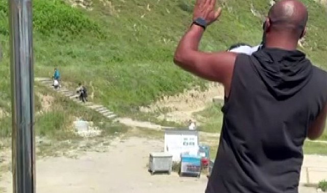 Şile'de cankurtarandan çöplerini bırakanlara anonslu uyarı: "Size yakışmadı"