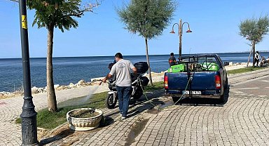 Silivri Belediyesi, haşerlere karşı ilaçlama çalışmalarını sürdürüyor