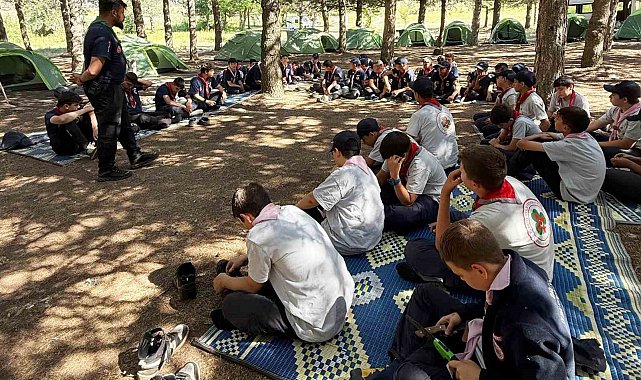 Simav'daki Diyanet İzcilik Kampına 60 izci katıldı