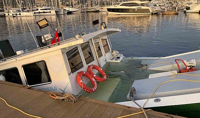 Şişme bot, atık alım teknesine çarptı