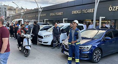 Sivas'ta vatandaşlar, yangını meraklı gözlerle izledi