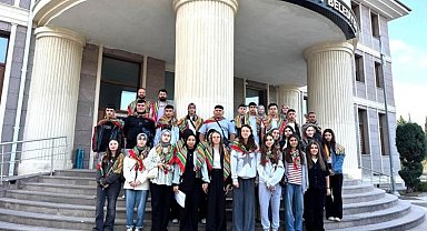 Söğüt'ten Ahlat'a "Kayı Boyunun İzinde" projesi kapsamında kültürel gezi