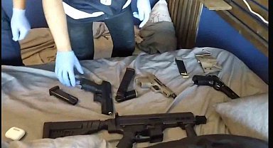 Sosyal medya üzerinden borsa vurgununa polis baskını