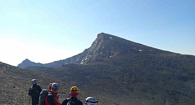 Sporcular Bolkarların zirvesinde doğayla buluştu