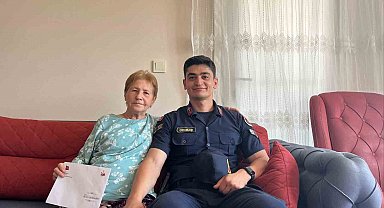 Sultanhisar'da jandarma ekipleri şehit ailelerini bayramda unutmadı