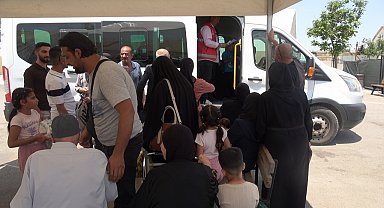 Suriyeli sığınmacıların geri dönüş yolculuğu bayramın ikinci gününde de sürüyor