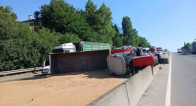 Susurluk'ta trafik kazası: 3 kişi yaralandı