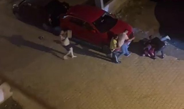 Tadilat esnasında çıkan sesten başlayan kavgada komşular birbirlerine silah, bıçaklı ve briketle saldırdı