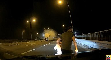 Taklalar atan otomobilden yola savrulmuştu: 9 yaşındaki çocuğun tedavisi sürüyor