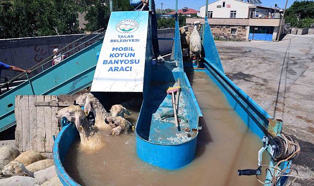 Talas Belediyesi'nden keneye karşı mobil banyoluk