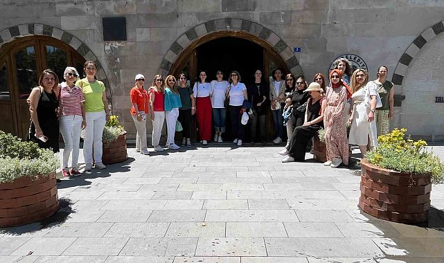 Talas Belediyesinden öğretmenlere tarihi ve turistik gezi