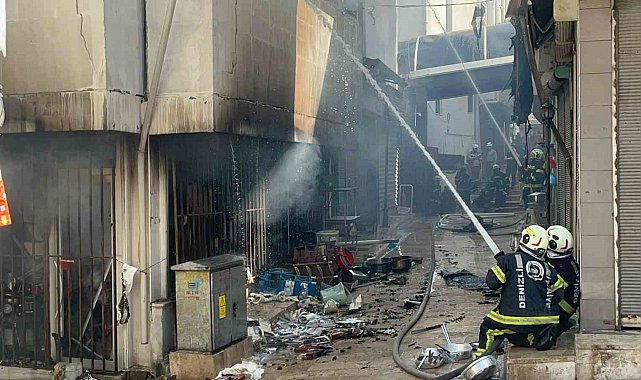 Tarihi çarşıdaki yangı kontrol altına alındı