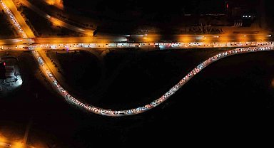 Tatilciler dönüşe geçti, trafik yoğunluğu arttı: 43 ilin geçiş güzergahı havadan görüntülendi