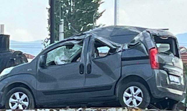 Tavşanlı'da kontrolden çıkan araç takla attı, sürücüsü yaralandı