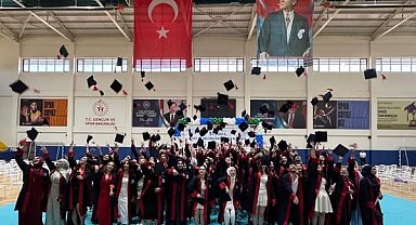 Tavşanlı'da mezuniyet sevinci