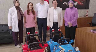 Tedavi gören çocuklar için akülü araç tahsis edildi