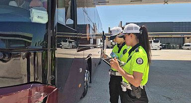 Tekirdağ Otogarı'nda bayram öncesi yolcu ve şoförlere trafik uyarısı yapıldı