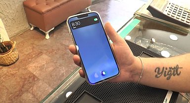 Telefonlarda yaygınlaşan dahili yapay zeka teknolojisine beklenen talep gösterilmiyor