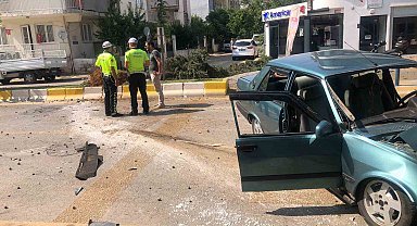 Tofaş otomobil ağaca çarptı: 1'i çocuk 3 yaralı