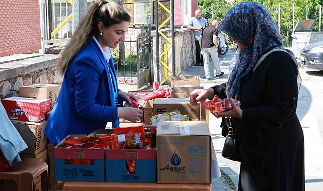 Tokat Belediyesi'nden YKS velilerine 27 okulda ikram hizmeti