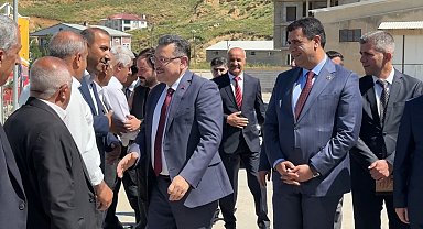 Trabzon Büyükşehir Belediye Başkanı Genç, Yüksekova'da