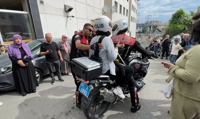 Trabzon'da LGS'ye geç kalan öğrencileri polisler yetiştirdi