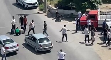 Trafik kazasında sonra çıkan kavgayı polis havaya ateş ederek ayırabildi