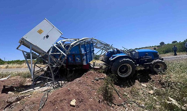 Traktör, trafoya çarptı: 2 yaralı