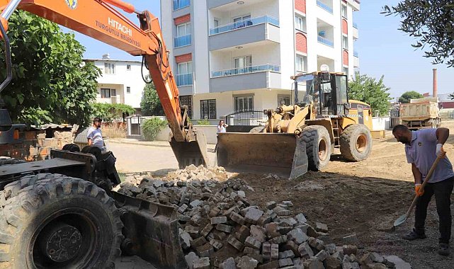 Turgutlu'nun sokakları bir bir yenileniyor