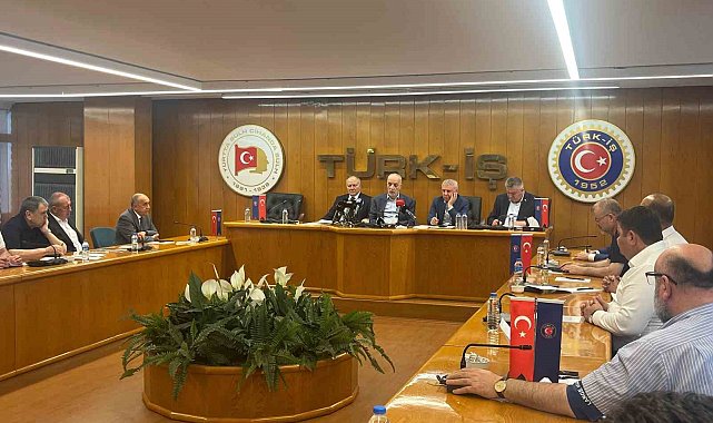 TÜRK-İŞ Genel Başkanı Atalay'dan TÜHİS'in teklifine ilişkin açıklama