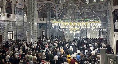 Türkiye'de ilk Kurban Bayramı namazı Iğdır'da kılındı