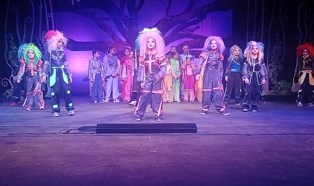 Türkiye'nin ilk çocuk hip-hop müzikali: İstopilya