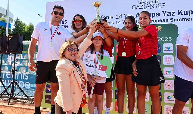 Uluslararası Tenis 14 Yaş Avrupa Yaz Kupası'nın finali Gaziantep'te gerçekleşti