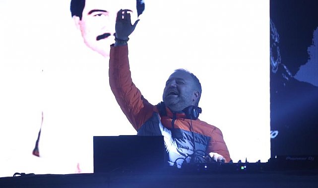 Ünlü radyocu Nihat Sırdar, Merkezefendi'ye geliyor