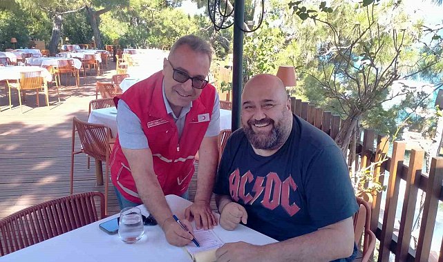 Ünlü şeflerden Kızılay'a kurban bağışı