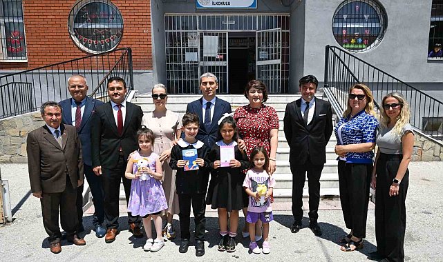 Vali Aktaş resim sergisini ziyaret etti