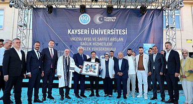 Vali Çicek, KAYÜ Sağlık Hizmetleri MYO Mezuniyet Töreni'ne katıldı