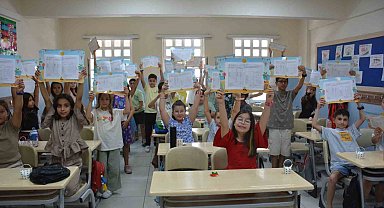 Vali Faik Oktay Sözer, çocuklara bol bol kitap okumalarını tavsiye etti