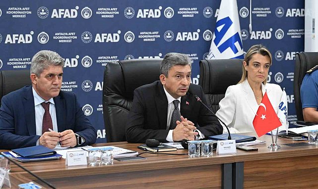 Vali Şahin: "Afetlere karşı müdahale kapasitemizi dünya standartlarının üstüne çıkarmak için çalışıyoruz"