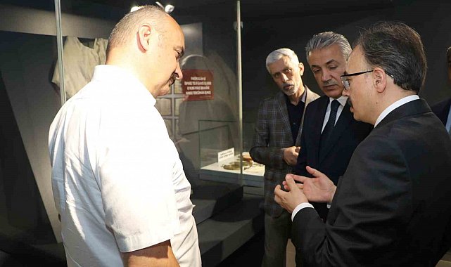 Valiler Siirt'te kültürel ziyaretlerde bulundu