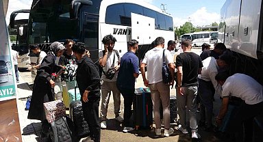 Van'daki otogarda bayram yoğunluğu başladı