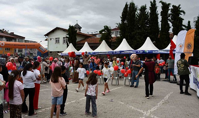 Vezirköprü'de çocuklar şenlikte buluştu